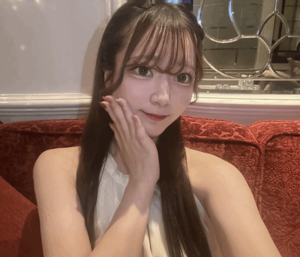 愛沢ゆかの写真