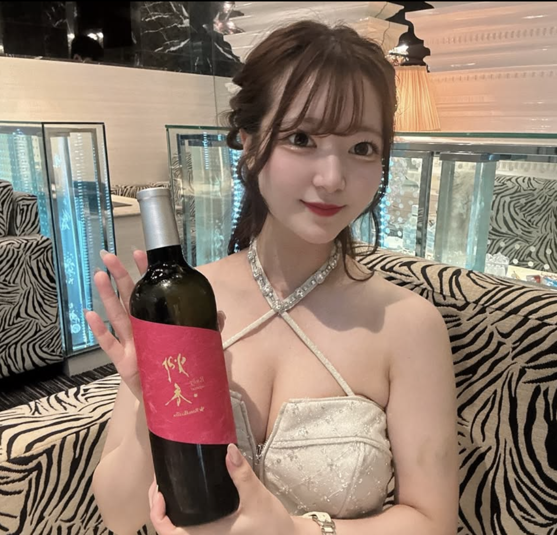 愛沢ゆか のポートレート